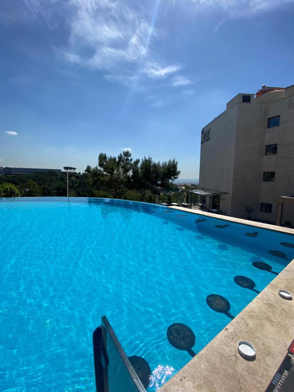 The Ray Hotel And Studios Beirut Exterior photo